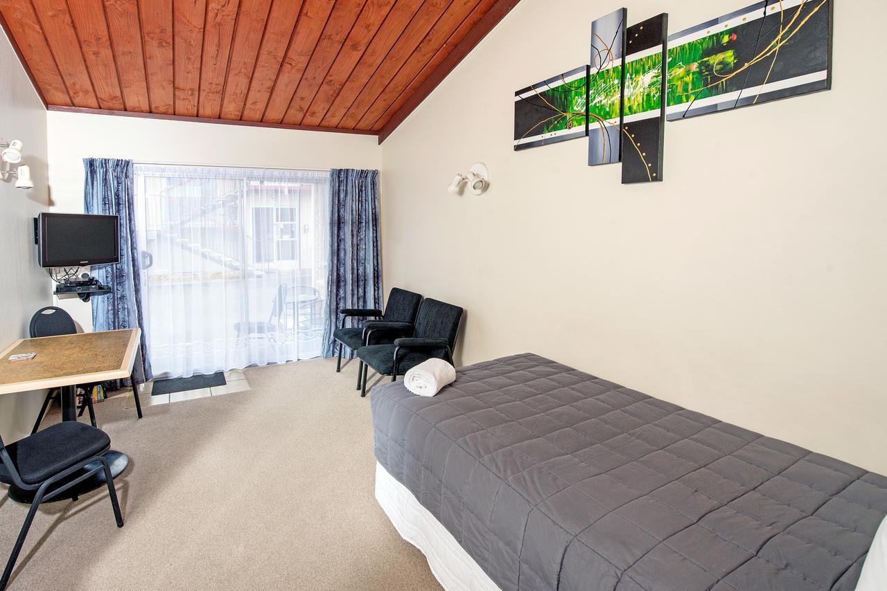 Tourist Court Motel Whakatane Extérieur photo