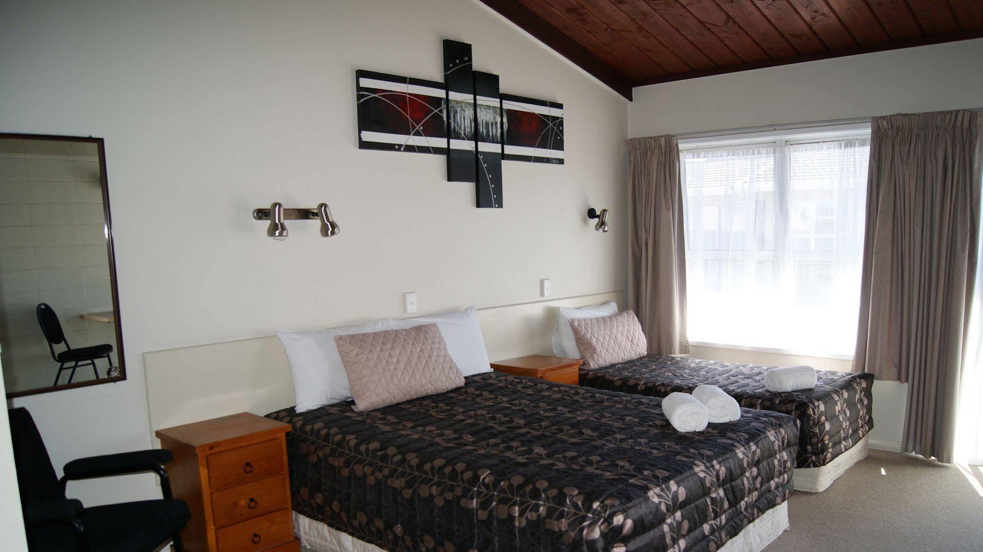 Tourist Court Motel Whakatane Extérieur photo