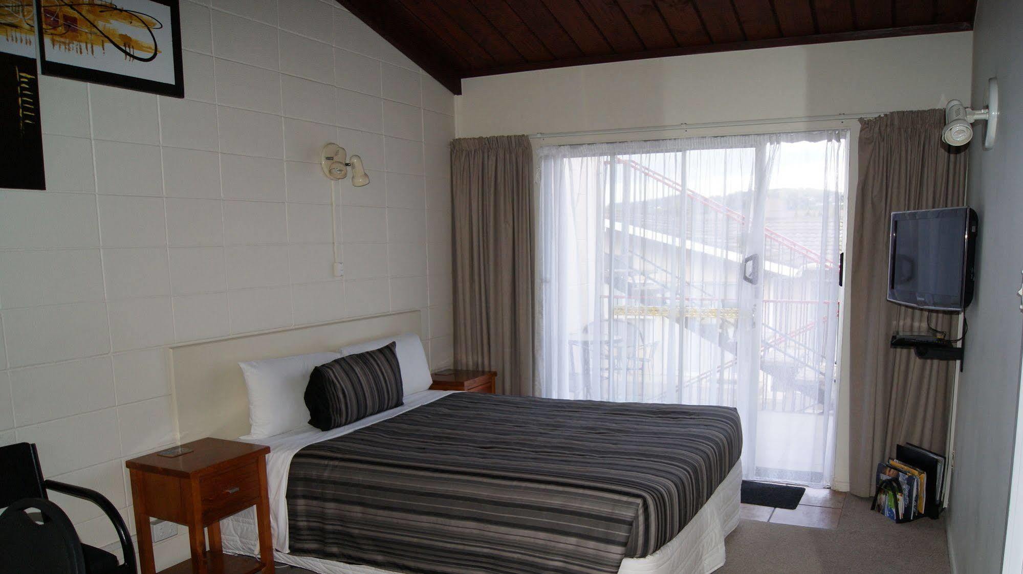 Tourist Court Motel Whakatane Extérieur photo