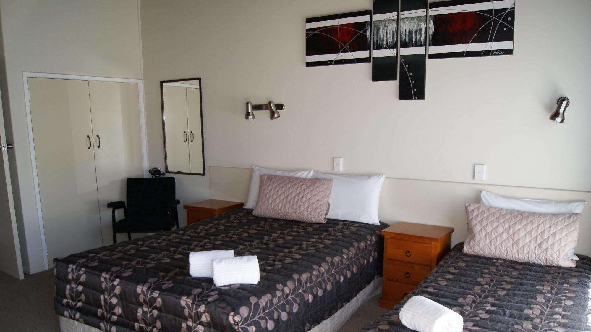 Tourist Court Motel Whakatane Extérieur photo